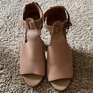 Steve Madden Peep Toe Sandals- Size 8
